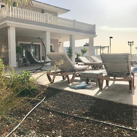 Villa Vista Bella Costa Adeje In Ruhiger Villengegend Mit Meerblick Kültér fotó