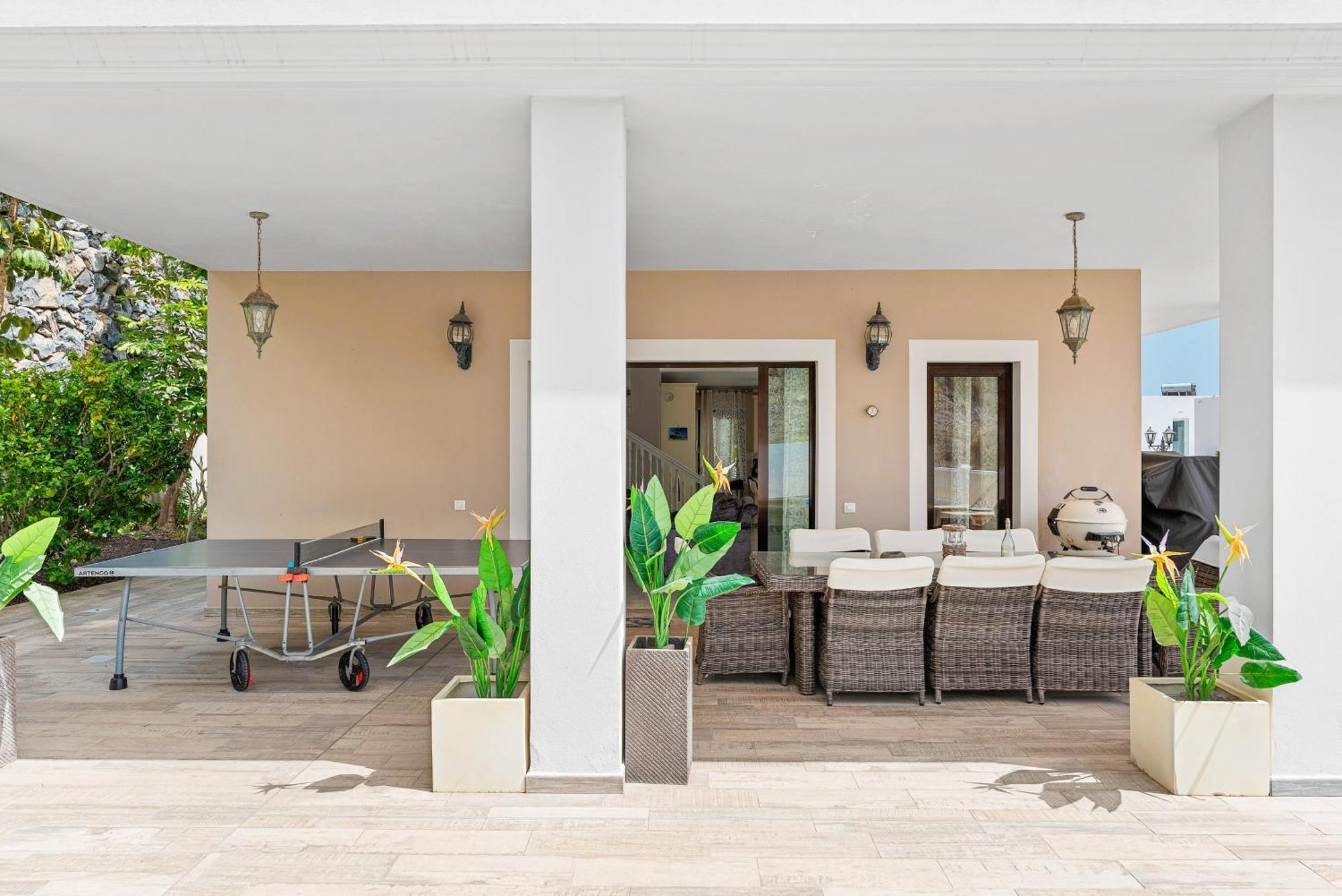 Villa Vista Bella Costa Adeje In Ruhiger Villengegend Mit Meerblick Kültér fotó