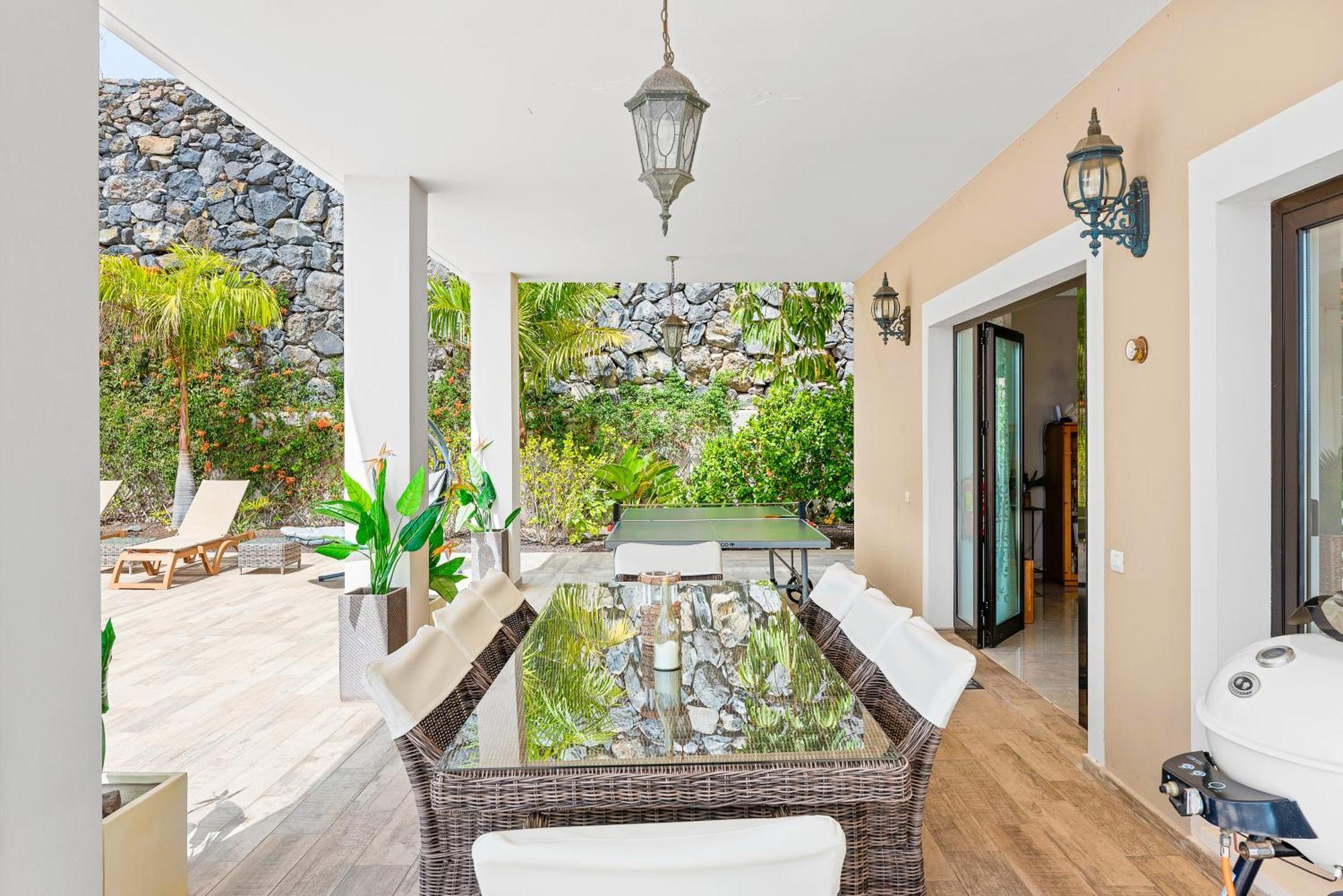 Villa Vista Bella Costa Adeje In Ruhiger Villengegend Mit Meerblick Kültér fotó